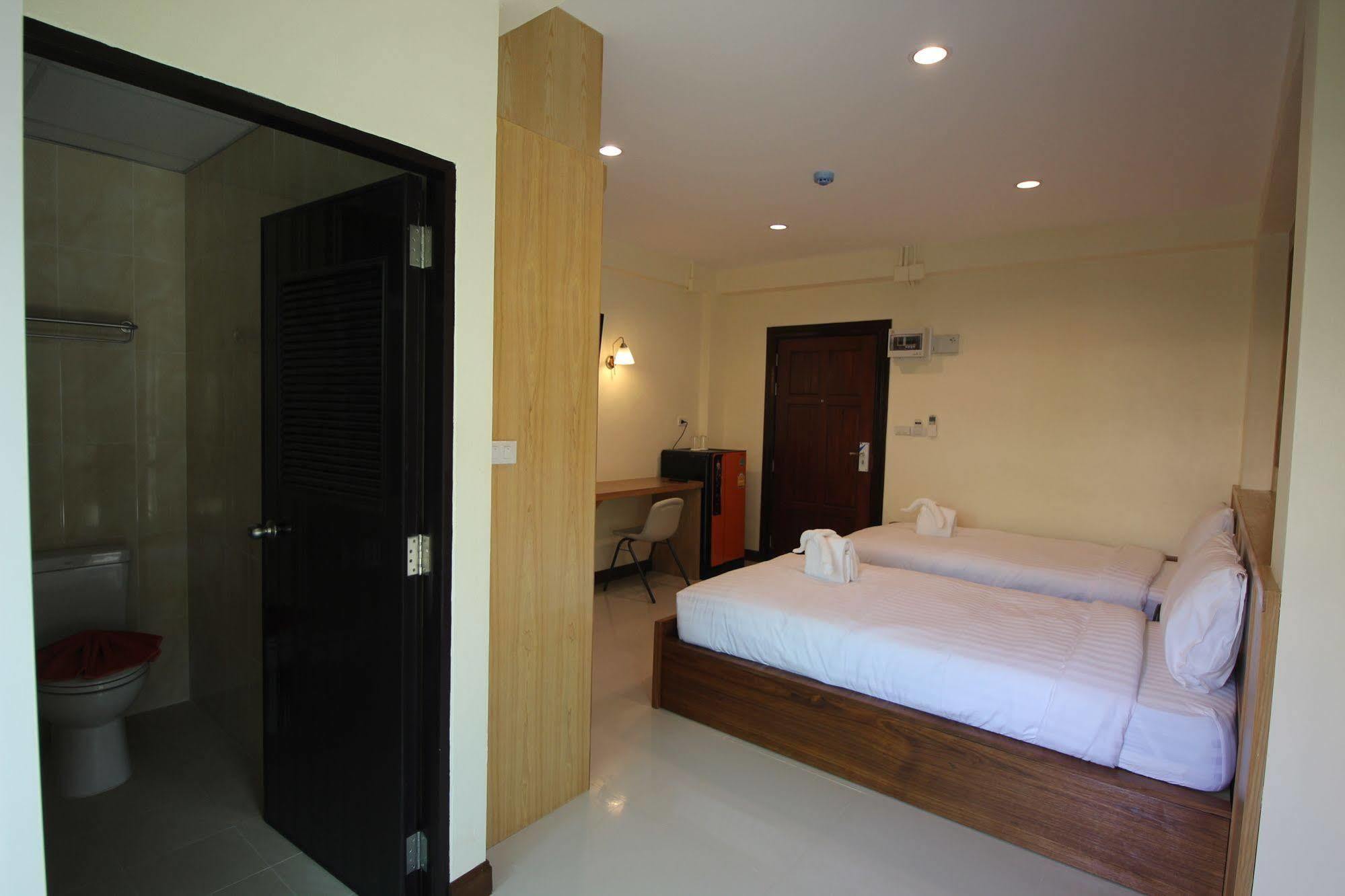 Monmuang Hotell Chiang Mai Exteriör bild