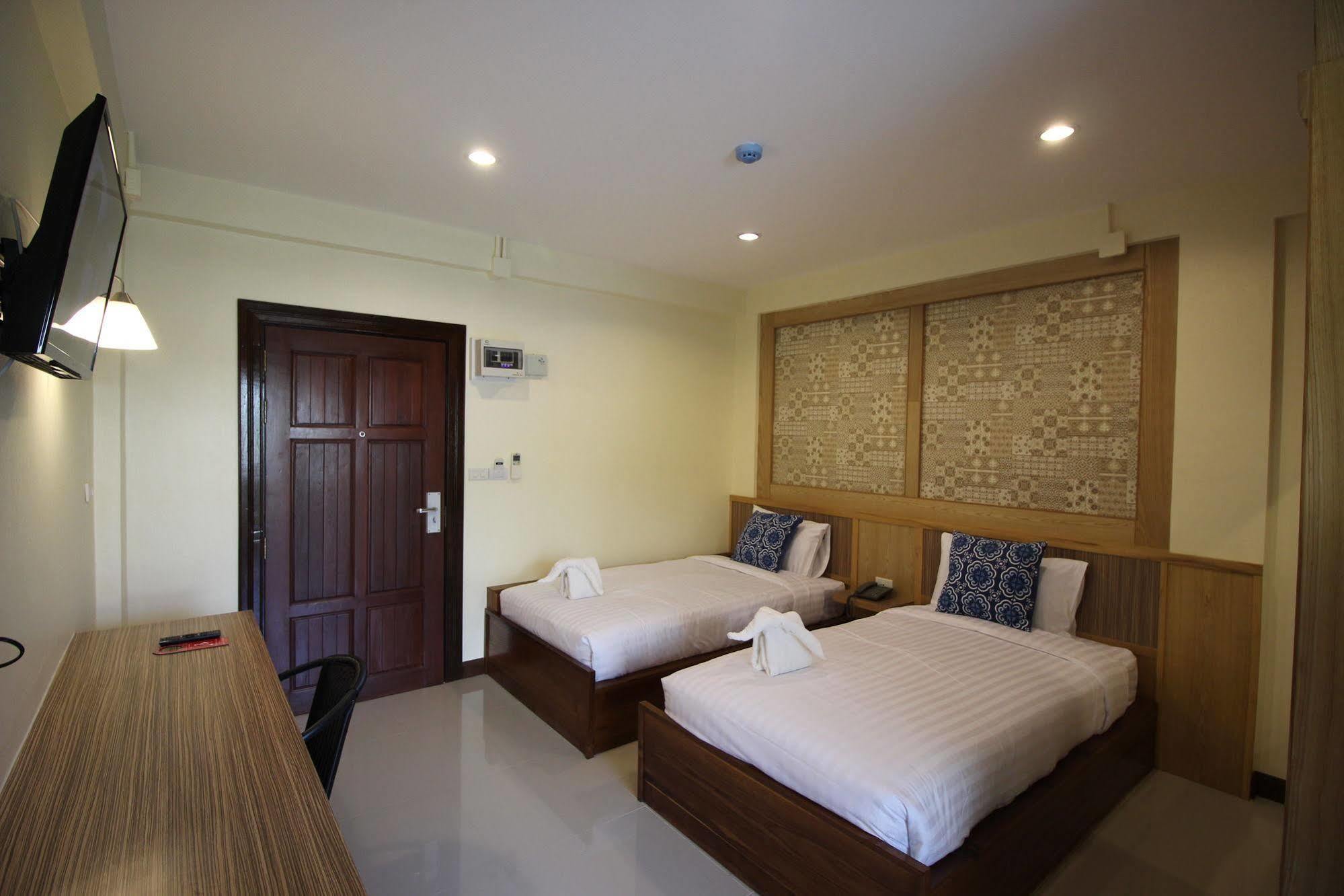 Monmuang Hotell Chiang Mai Exteriör bild